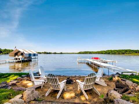 Lone Cedar, CHASKA, MN 55318