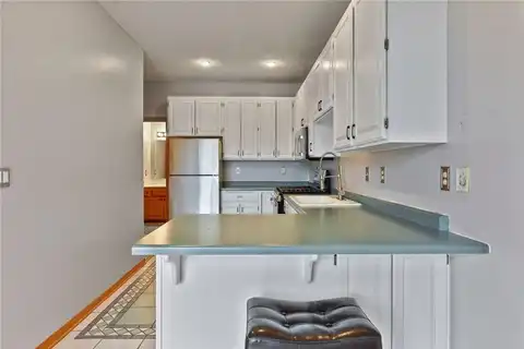 Parkway, SHAKOPEE, MN 55379
