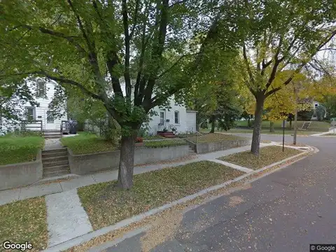 Vine, MANKATO, MN 56001