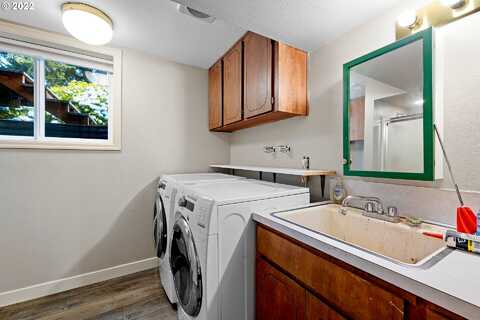 Peggy Ann, DAMASCUS, OR 97089