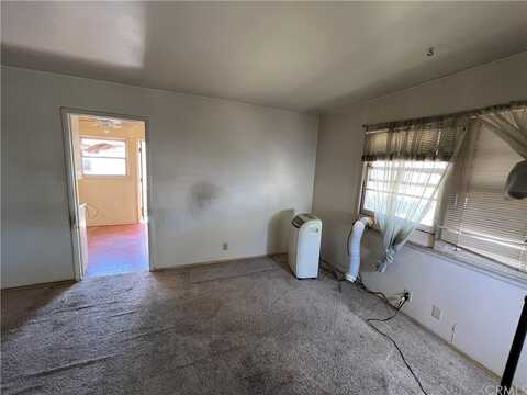 Paula, FULLERTON, CA 92833