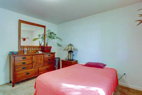 Naomi, MADRAS, OR 97741