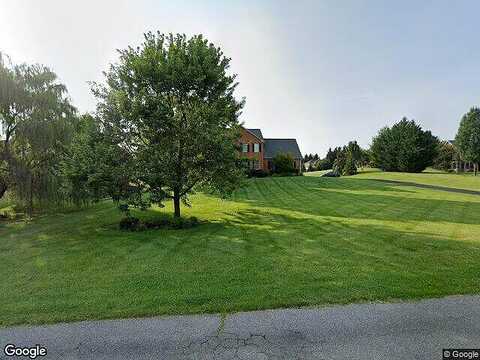Scarlet, DALEVILLE, VA 24083