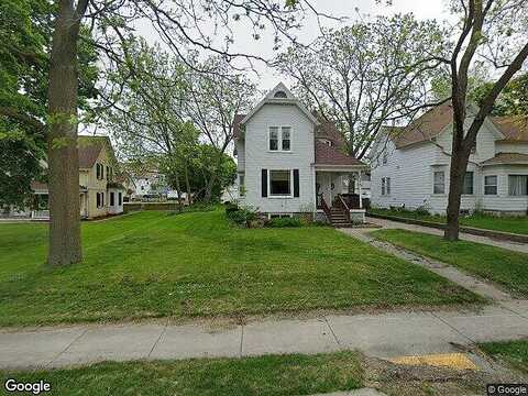 Washington, WEST BEND, WI 53095