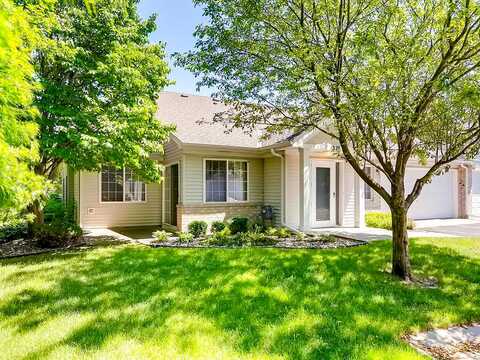 Mission Hills, CHANHASSEN, MN 55317