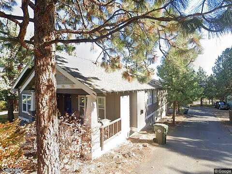 Bungalow, BEND, OR 97703