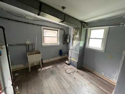 Main, EAU CLAIRE, WI 54701