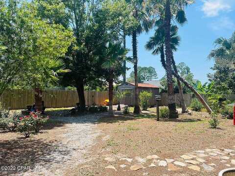 Laurie, PANAMA CITY, FL 32408