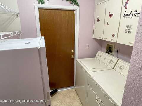 Dora, SPRING HILL, FL 34608