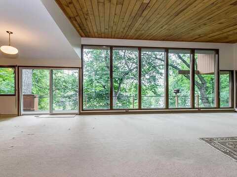 Hobe, SAINT PAUL, MN 55110