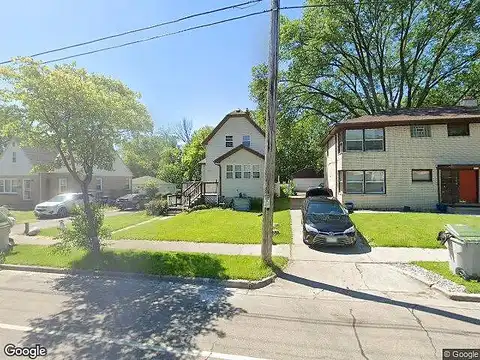 Villard, MILWAUKEE, WI 53218