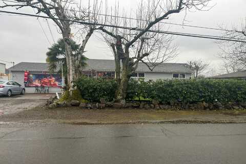 Munkers, SALEM, OR 97317