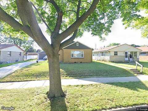 71St, MILWAUKEE, WI 53216