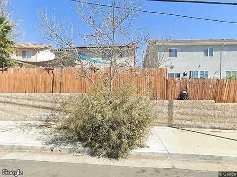 Apple Grove, SYLMAR, CA 91342