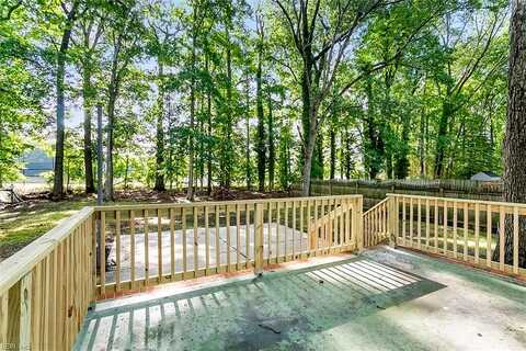 Village Green, NEWPORT NEWS, VA 23602