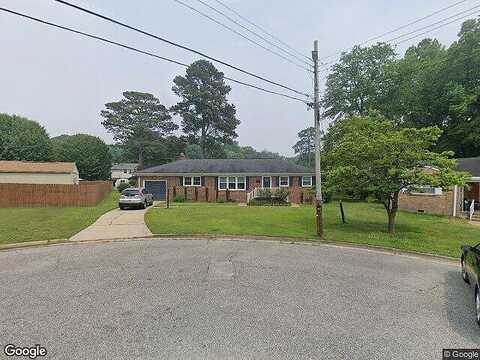 Carolyn, NEWPORT NEWS, VA 23606