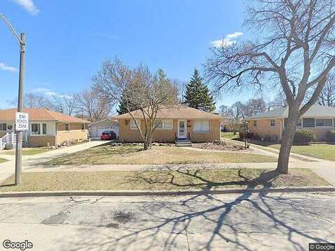 79Th, MILWAUKEE, WI 53220