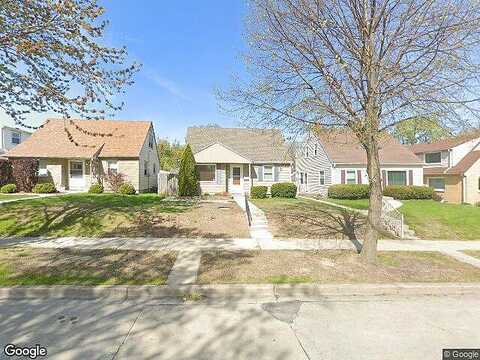 70Th, MILWAUKEE, WI 53219