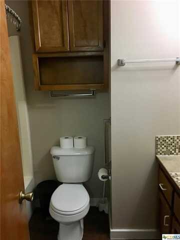 Chantilly, VICTORIA, TX 77904