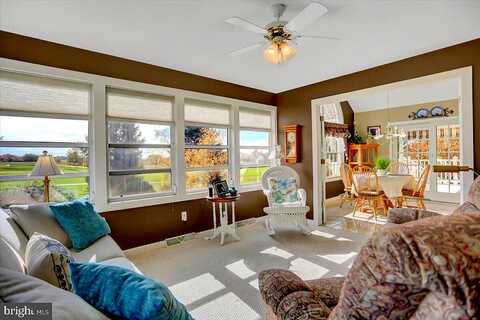 Saint Annes, FAYETTEVILLE, PA 17222