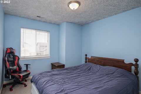 Hearth, SALEM, OR 97305