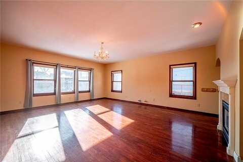 Aurora, SAINT PAUL, MN 55103