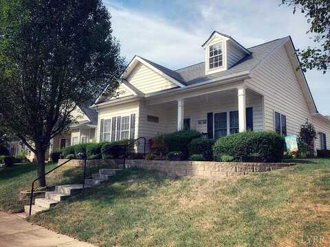 Cranberry, MONETA, VA 24121