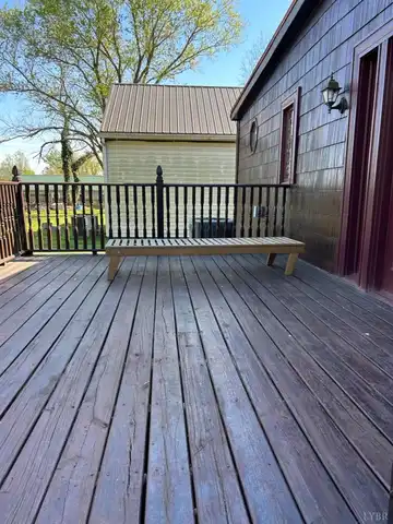 Peaks, BEDFORD, VA 24523