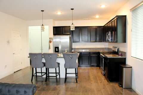 Harter, VISALIA, CA 93292