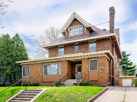 Goodrich, SAINT PAUL, MN 55105