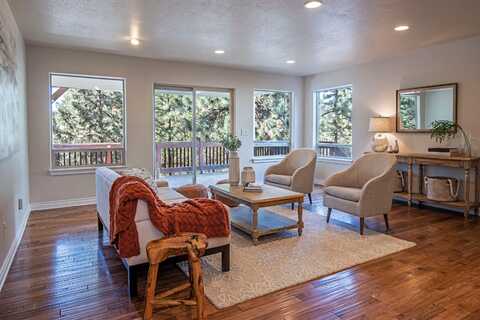 Flagline, BEND, OR 97703