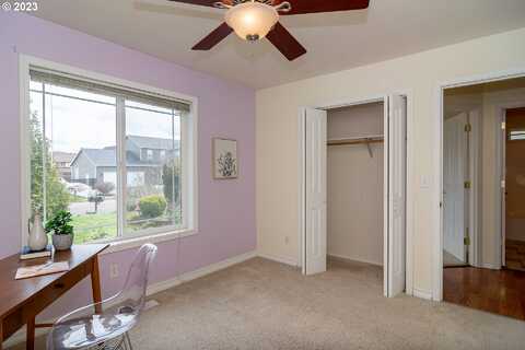 Jamie, ROSEBURG, OR 97471