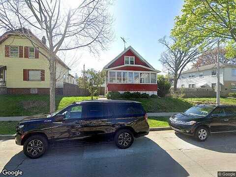 71St, MILWAUKEE, WI 53219