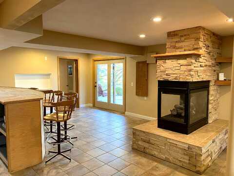 Nelson, MILTON, WI 53563