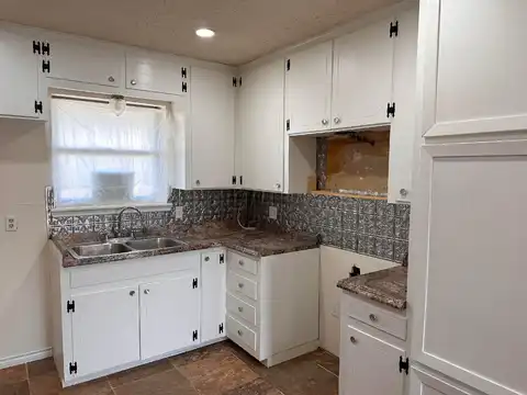 Stinson, DIMMITT, TX 79027