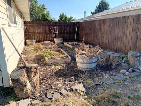 Sharon, MOSES LAKE, WA 98837