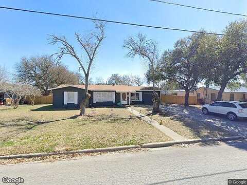 Walton, BEEVILLE, TX 78102