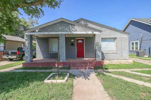15Th, LUBBOCK, TX 79401