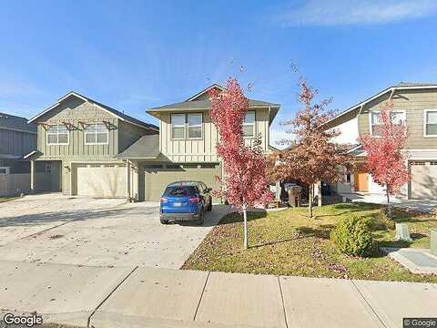 29Th, REDMOND, OR 97756