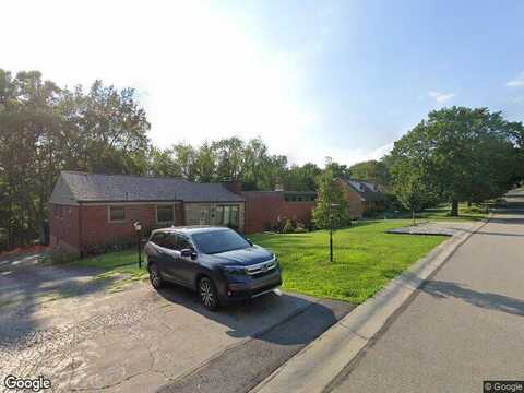 Arrowood, PITTSBURGH, PA 15243