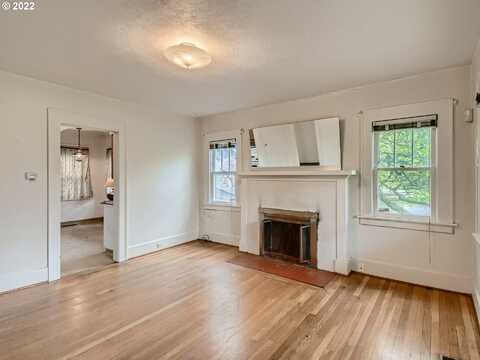 Albina, PORTLAND, OR 97217