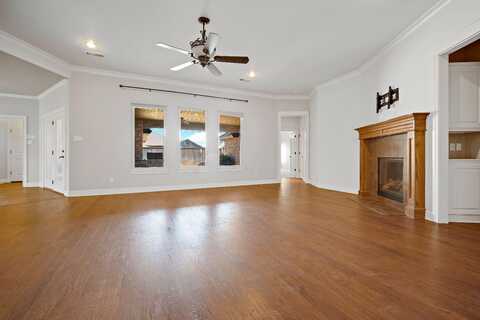 76Th, LUBBOCK, TX 79424