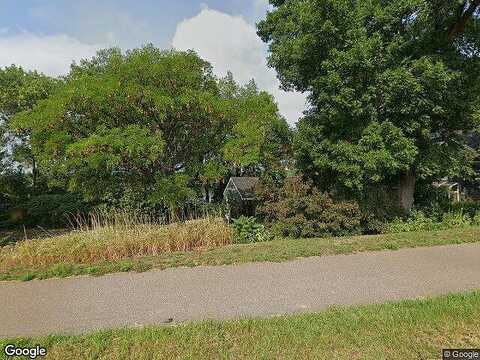 Shady Oak, HOPKINS, MN 55343