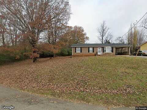 11Th, ALTAVISTA, VA 24517