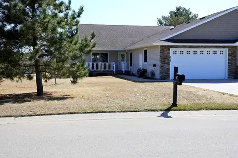 Lake Forest, DETROIT LAKES, MN 56501