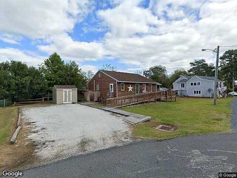 Clark, CHINCOTEAGUE ISLAND, VA 23336