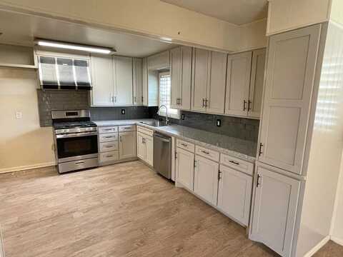 60Th, LUBBOCK, TX 79413