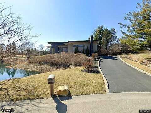 Valley, HOPKINS, MN 55305