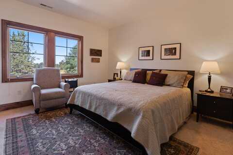 Sedonia, BEND, OR 97702