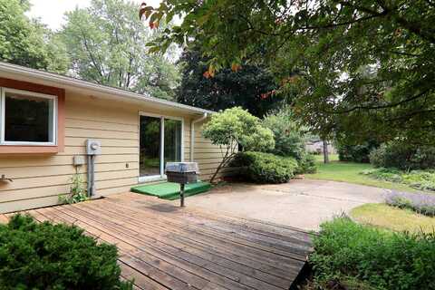 Brakefield, JANESVILLE, WI 53546